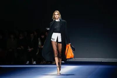 Look 3
